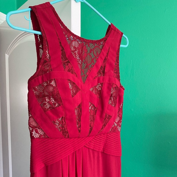 Red Floor-Length Gown (Red Raspberry Radiance) - Picture 3 of 8